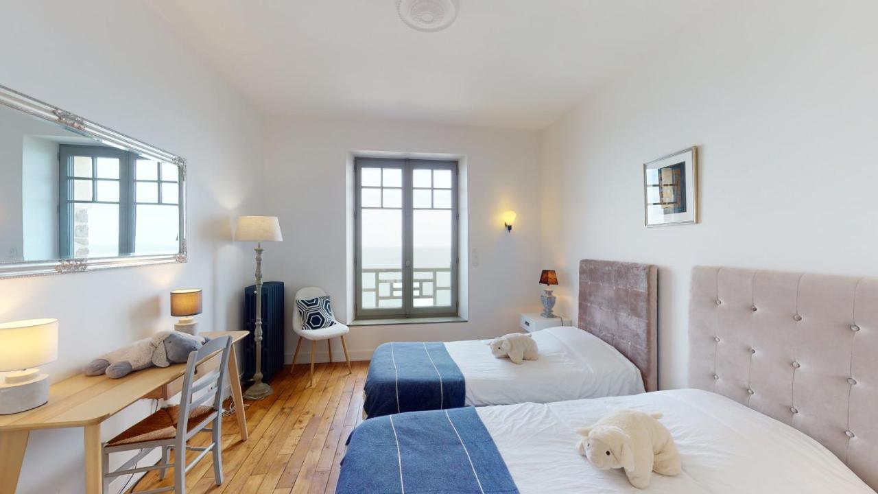 Les Roches Grises, Luxueuse Villa Face Mer, 4Etoiles, Spa Et Jardin Panoramique, Societe La Clef Decamp Γκρανβίλ Εξωτερικό φωτογραφία
