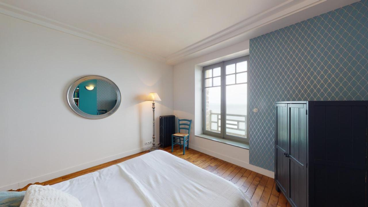 Les Roches Grises, Luxueuse Villa Face Mer, 4Etoiles, Spa Et Jardin Panoramique, Societe La Clef Decamp Γκρανβίλ Εξωτερικό φωτογραφία